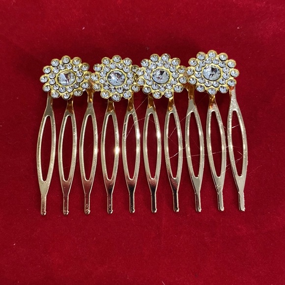 Hair Combs Set Of 2 Gold Tone Flower Rhinestones 2” - Picture 2 of 5